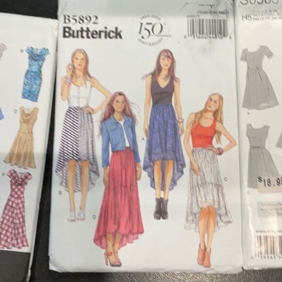 2013 lot -Vogue, Butterick & Simplicity Patterns. - Picture 6 of 8
